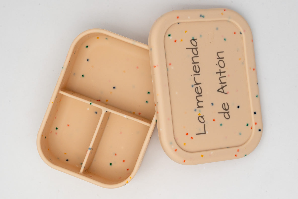 XL silicone lunch box with three compartments