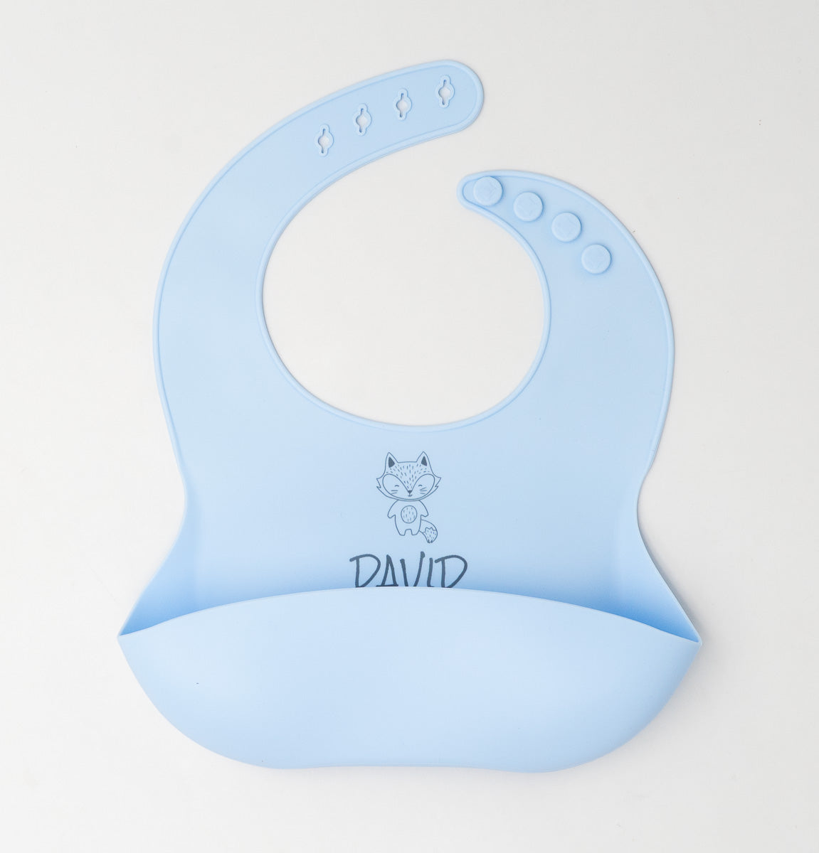 Silicone bib with a wide pocket