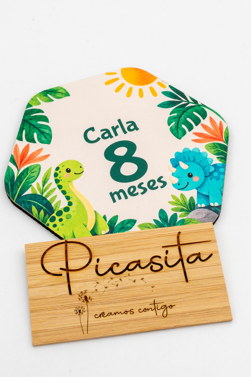 Personalised wooden baby milestone discs