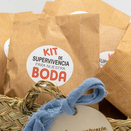 Cesto Kit de Supervivencia para Bodas