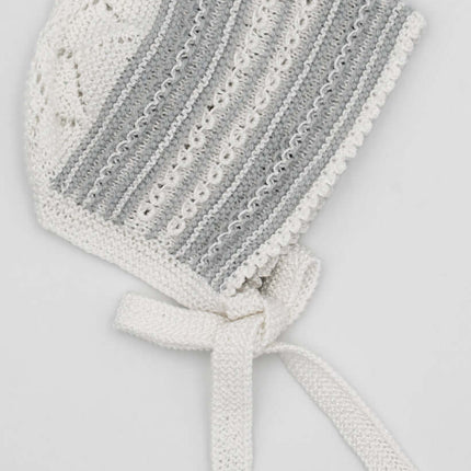 gorro_recien_nacido_blanco_y_gris_modelo_13