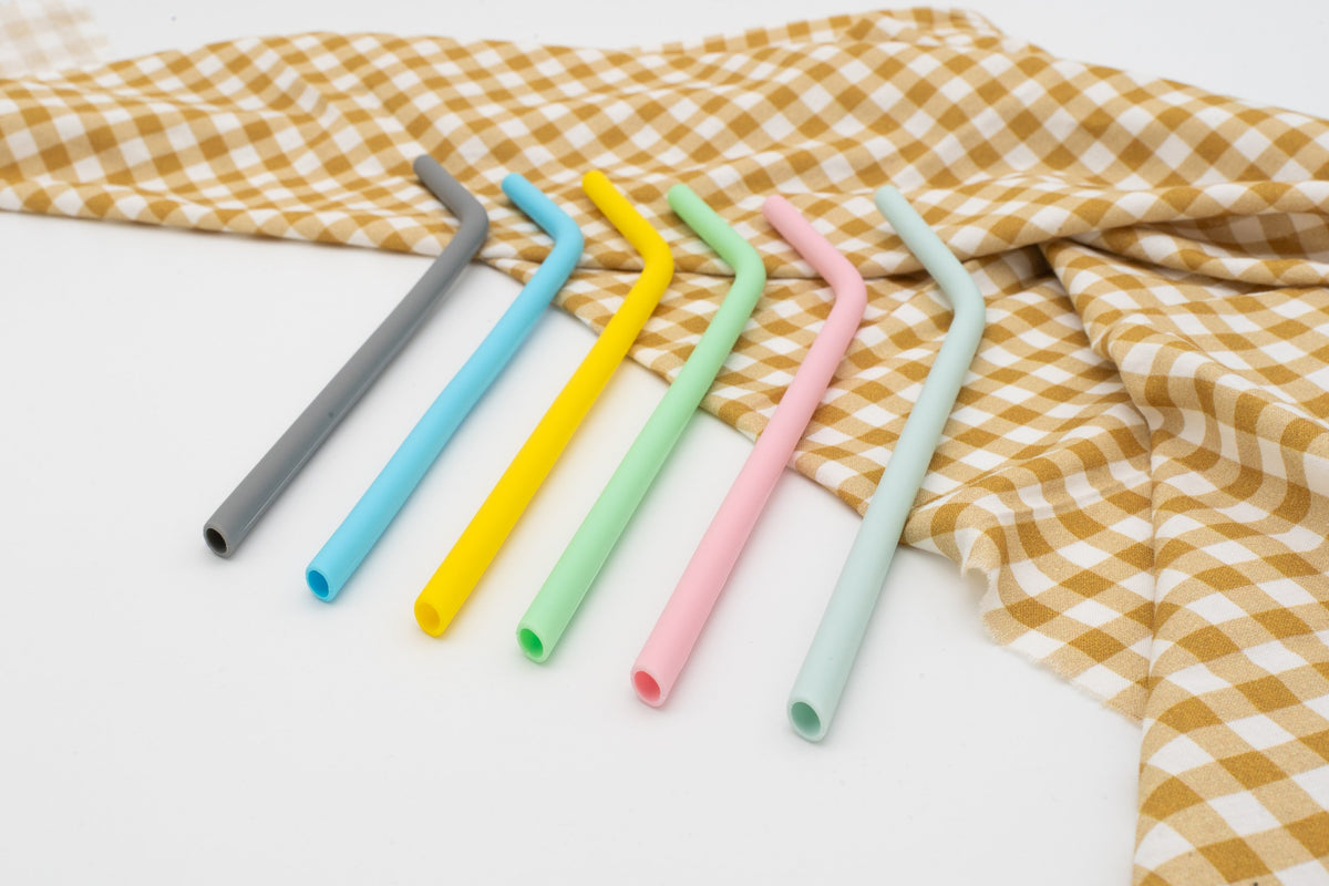 Reusable bent silicone straws in pastel shades