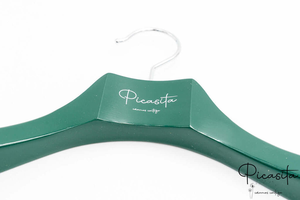 Perchas de Color para Boutique