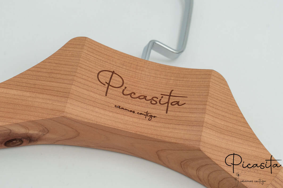 Perchas para Boutique de Lujo