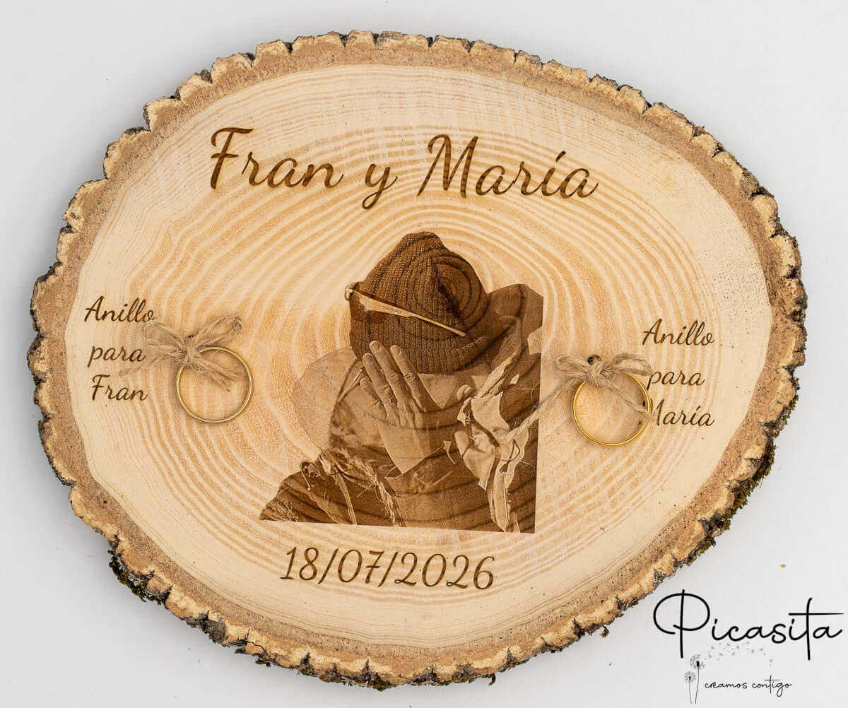 Porta Alianzas de Madera Natural Personalizado