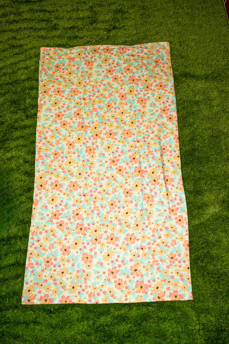 Toalla Playera Flores (90x170) (Estampado Claro)