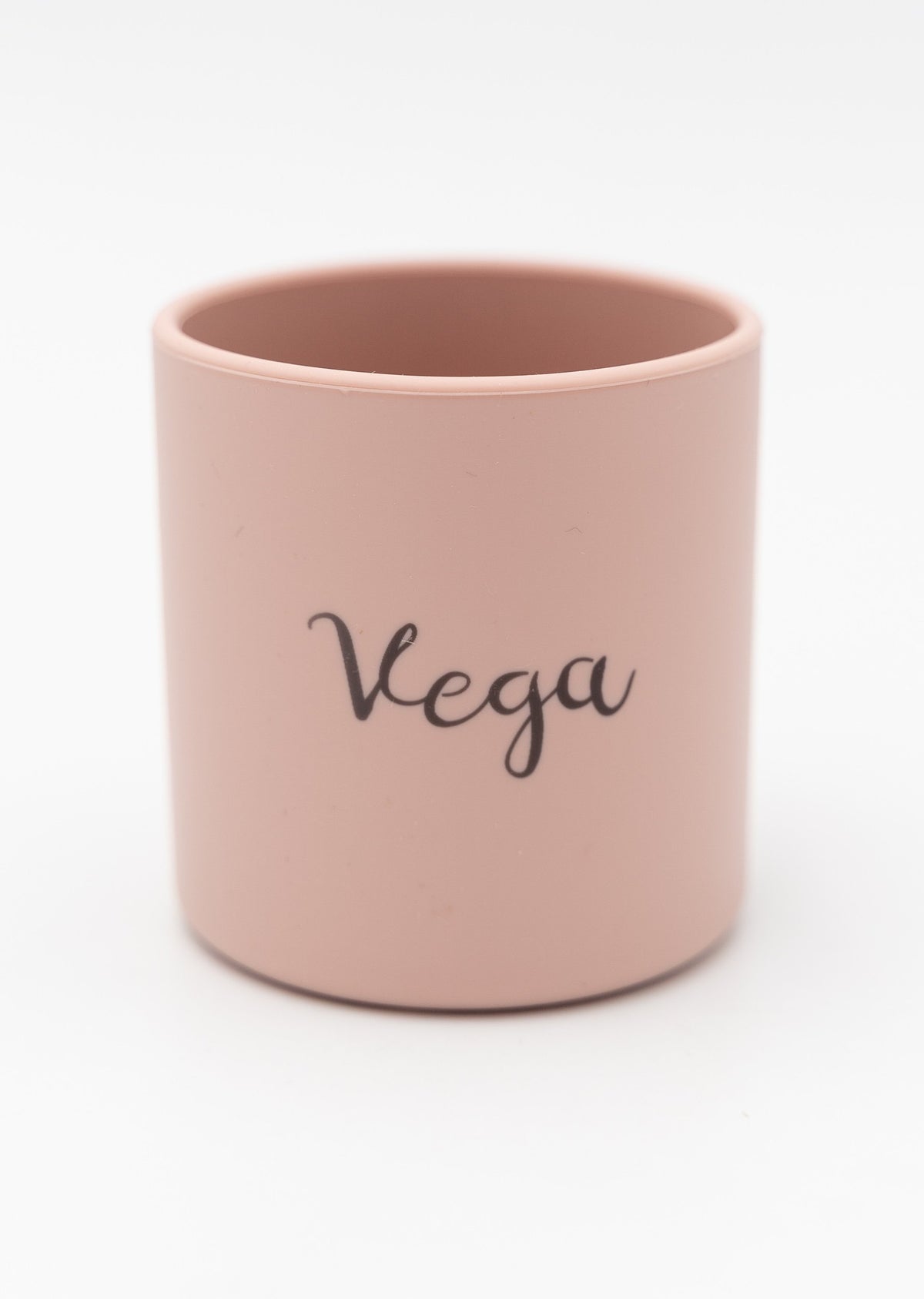 Pink cup with the engraved name Vega