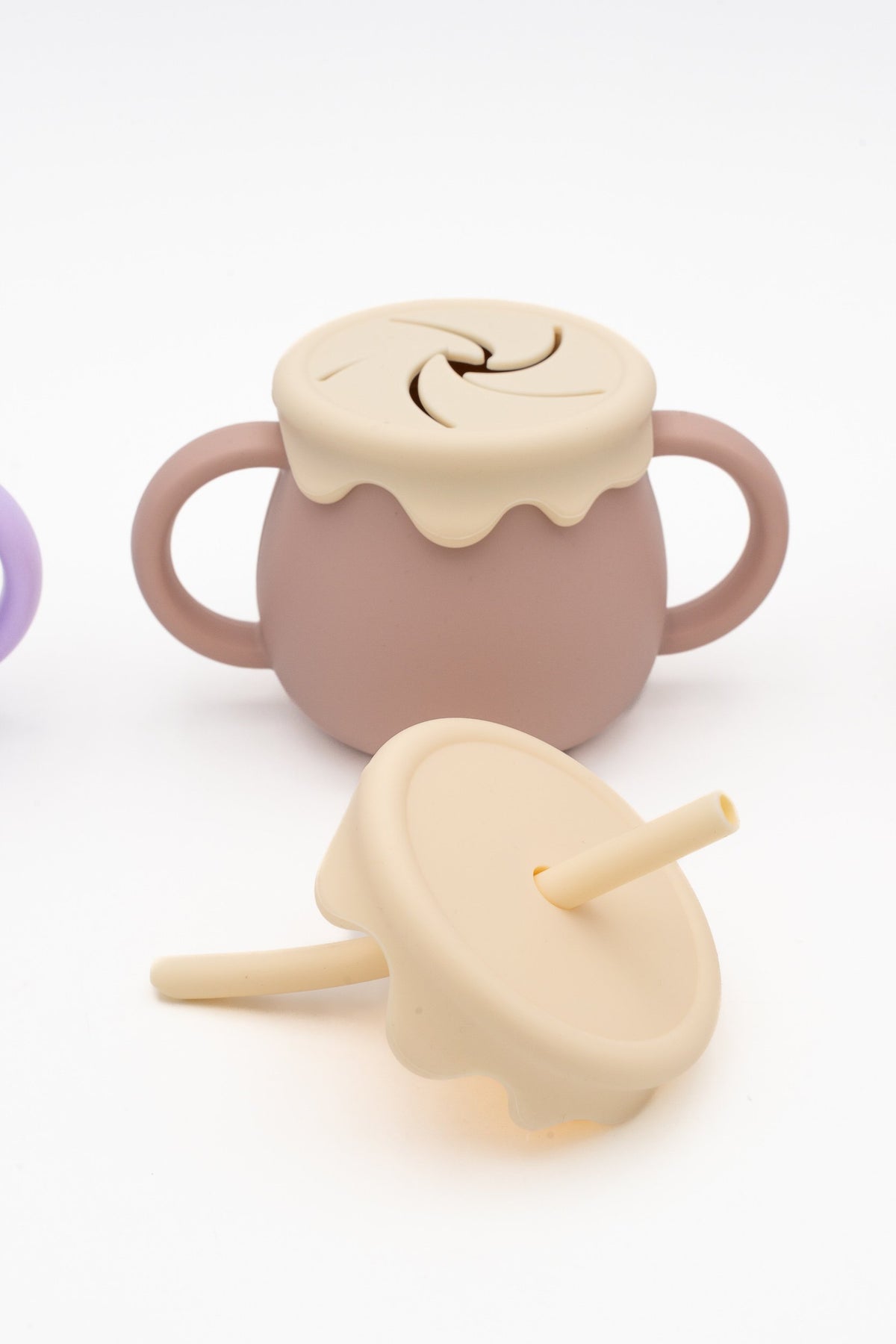 Pink cup with a radial snack lid and separate straw lid